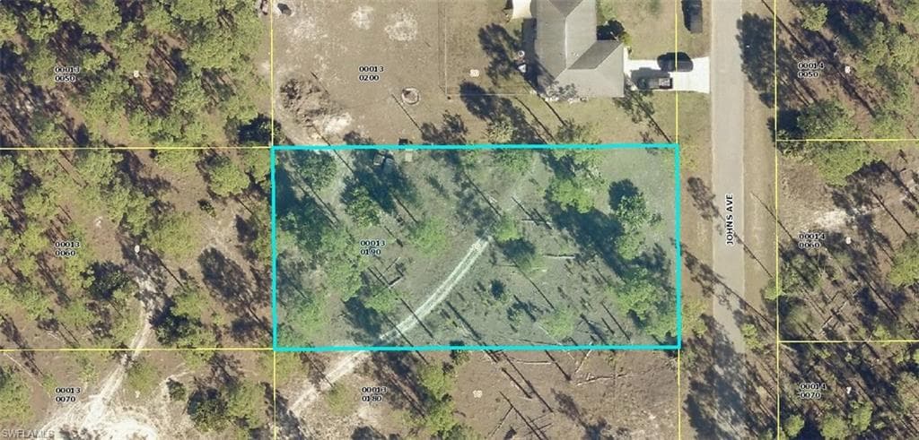1313 Johns AVE LEHIGH ACRES, FL 33972