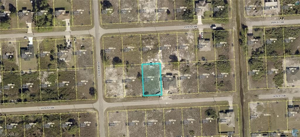 2708 20th ST SW LEHIGH ACRES, FL 33976