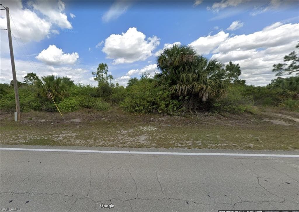2904 23rd ST SW LEHIGH ACRES, FL 33976