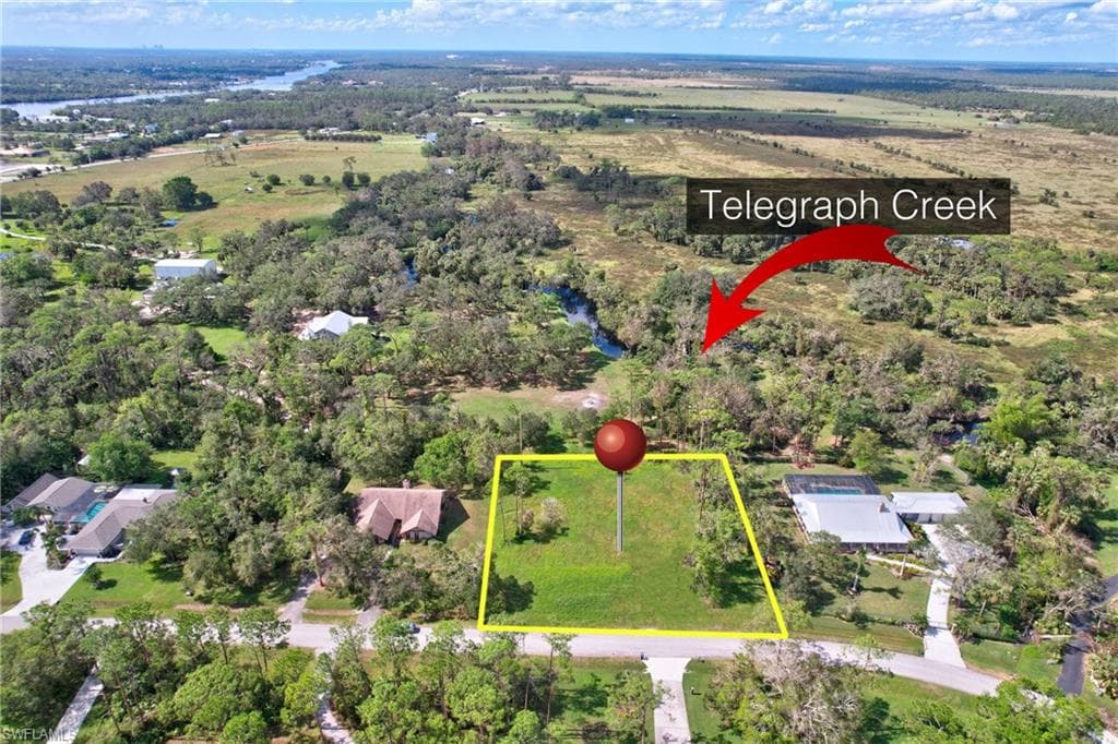 18511 Telegraph Creek LN ALVA, FL 33920