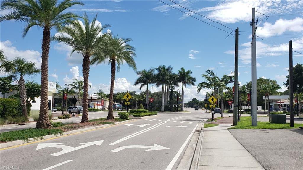 10420 W Terry ST BONITA SPRINGS, FL 34135
