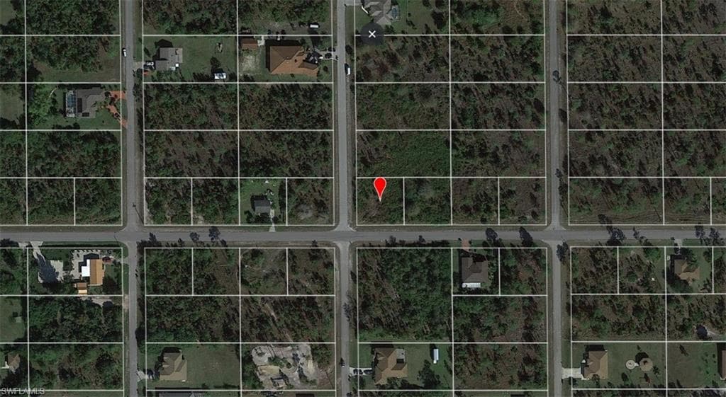 2901 E 10th ST LEHIGH ACRES, FL 33972