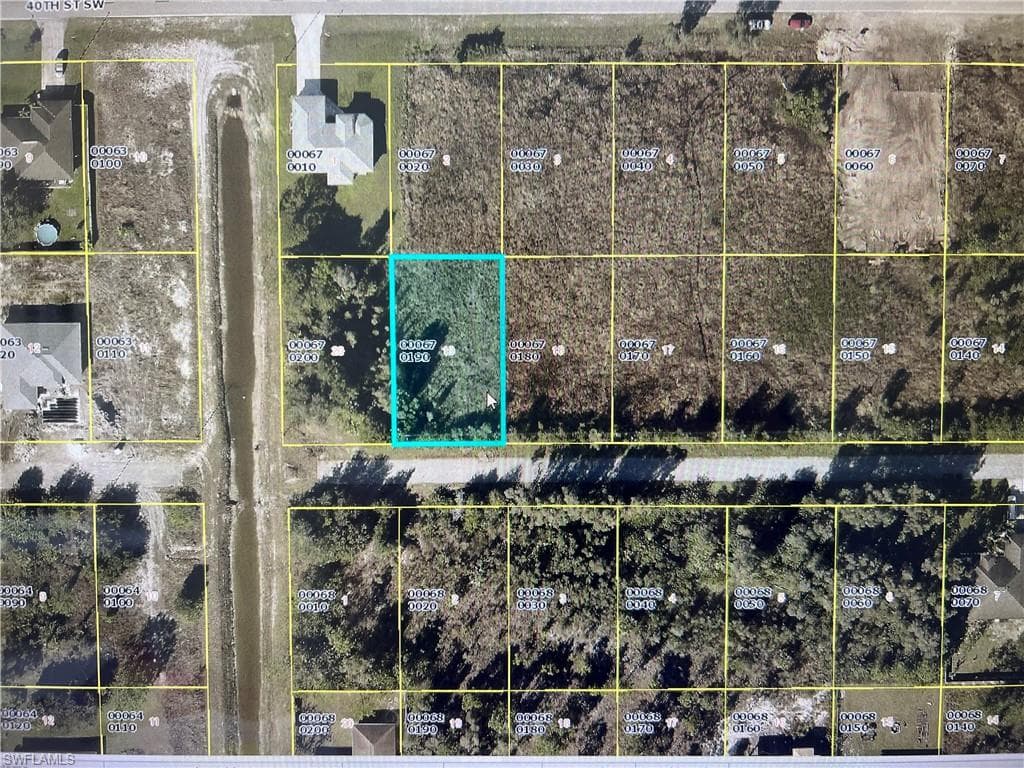 3316 41st ST SW LEHIGH ACRES, FL 33976