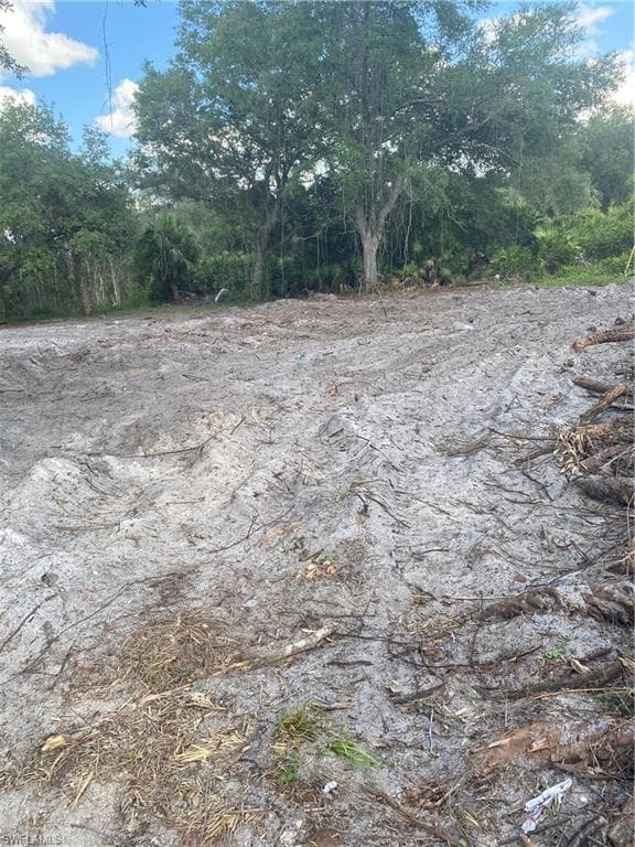 605 Pelee AVE LEHIGH ACRES, FL 33974