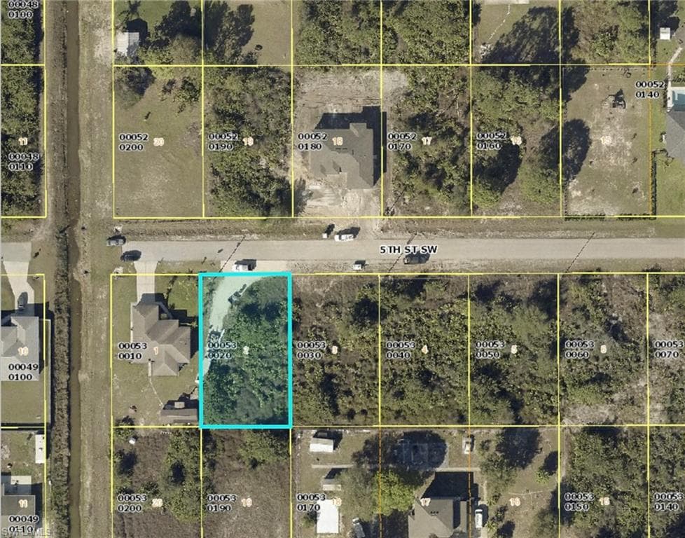 3317 5th ST SW LEHIGH ACRES, FL 33976