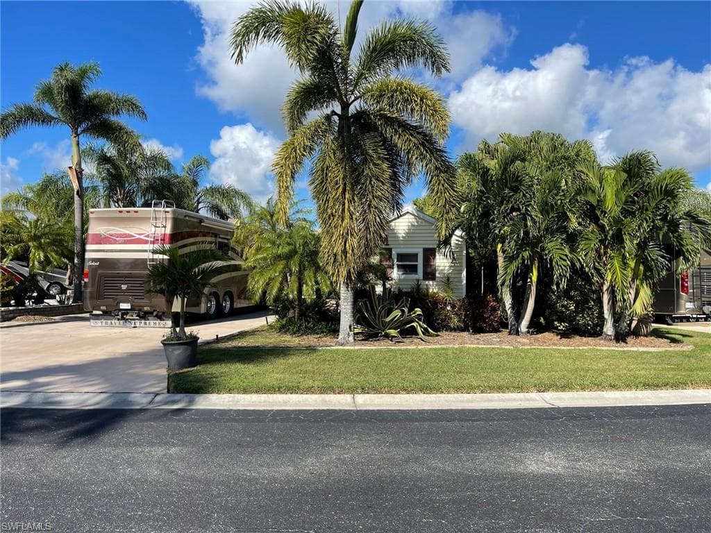 Lot 262 3014 Gray Eagle PKWY LABELLE, FL 33935