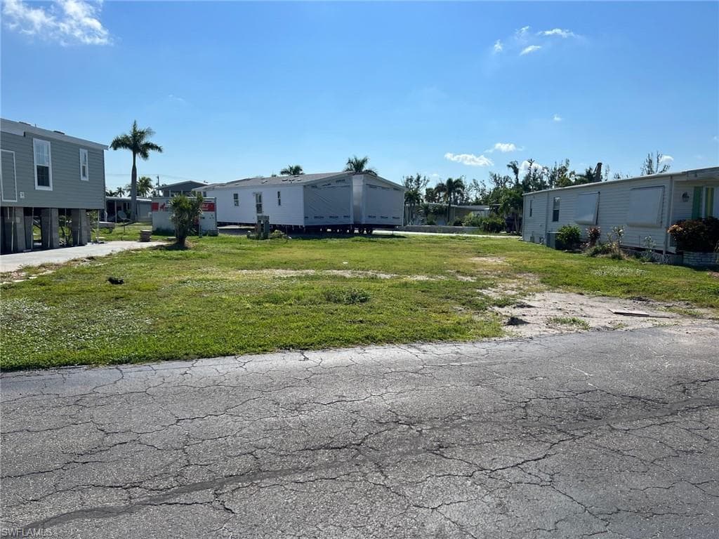 292 Dillard AVE FORT MYERS, FL 33908