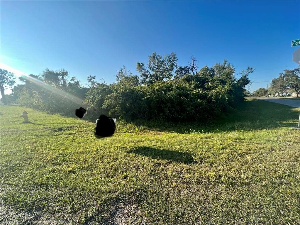 13642 Foresman BLVD PORT CHARLOTTE, FL 33981