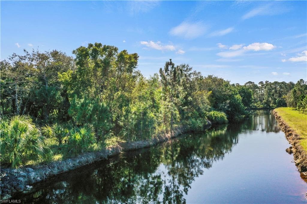70 33rd AVE NW NAPLES, FL 34120