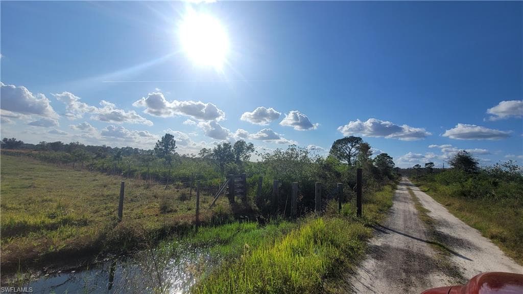 23855 Dixie RD LABELLE, FL 33935