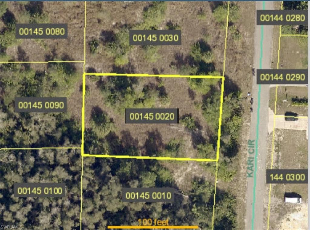 726 Kari CIR LEHIGH ACRES, FL 33974