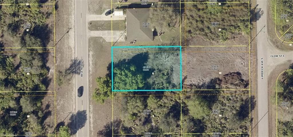 363-365 Bell BLVD S LEHIGH ACRES, FL 33974