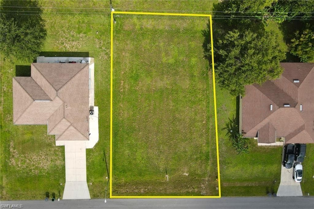 850 NE 7th AVE CAPE CORAL, FL 33909