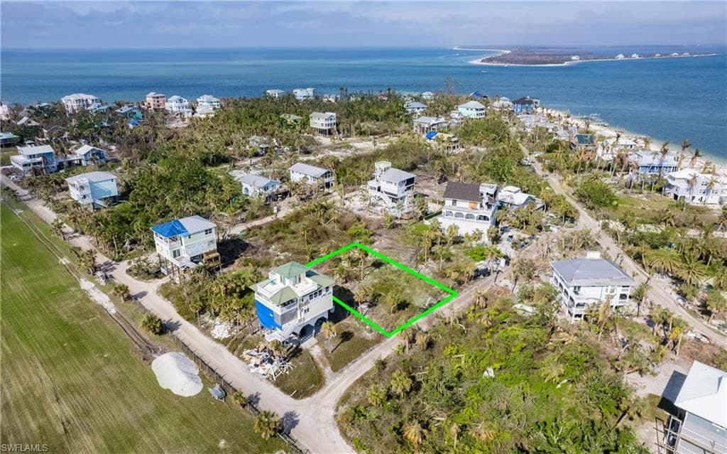 200 Goldfinch DR Upper Captiva, FL 33924