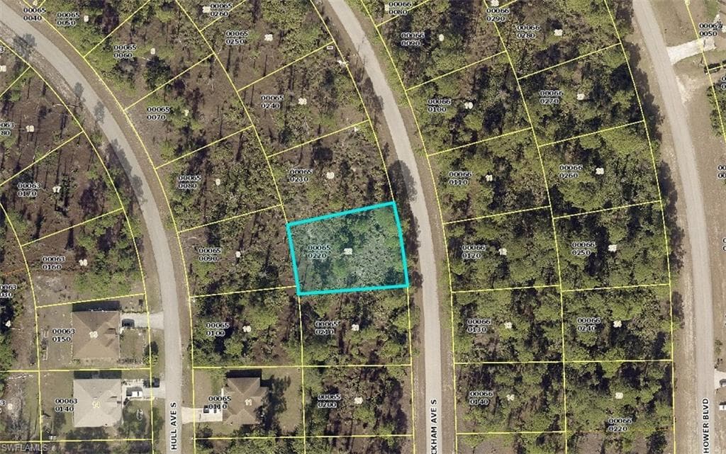 450 Wickham AVE S LEHIGH ACRES, FL 33974