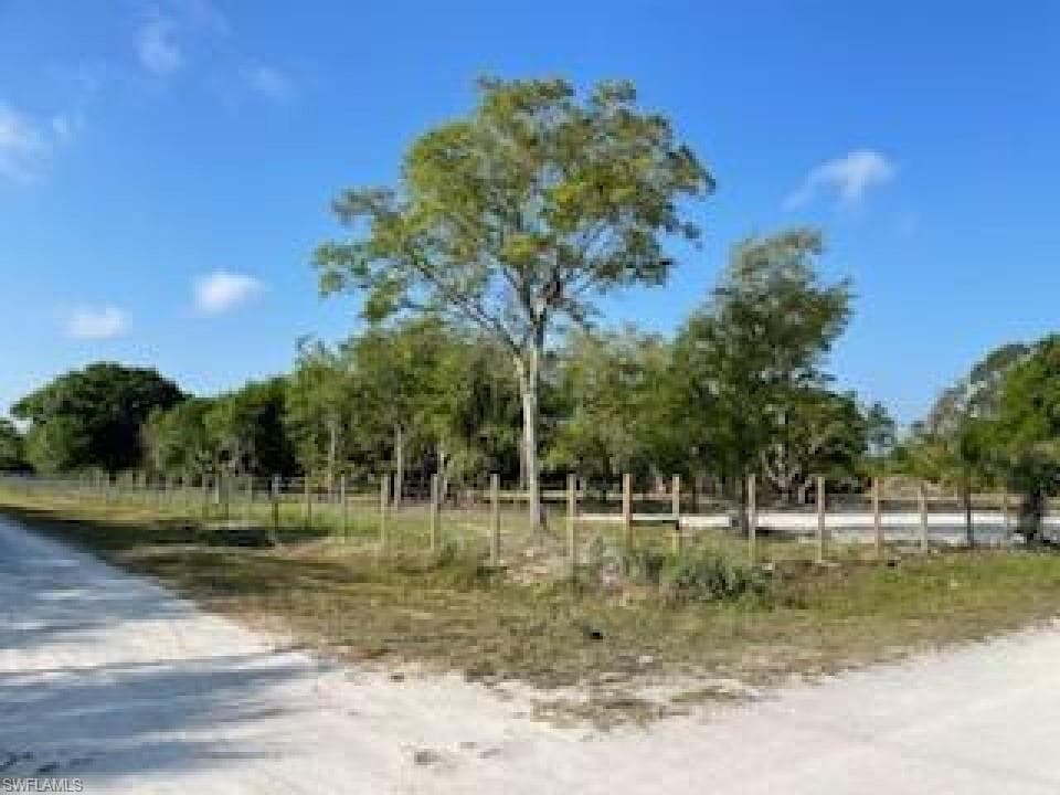 266 Avenida Del Centro CLEWISTON, FL 33440