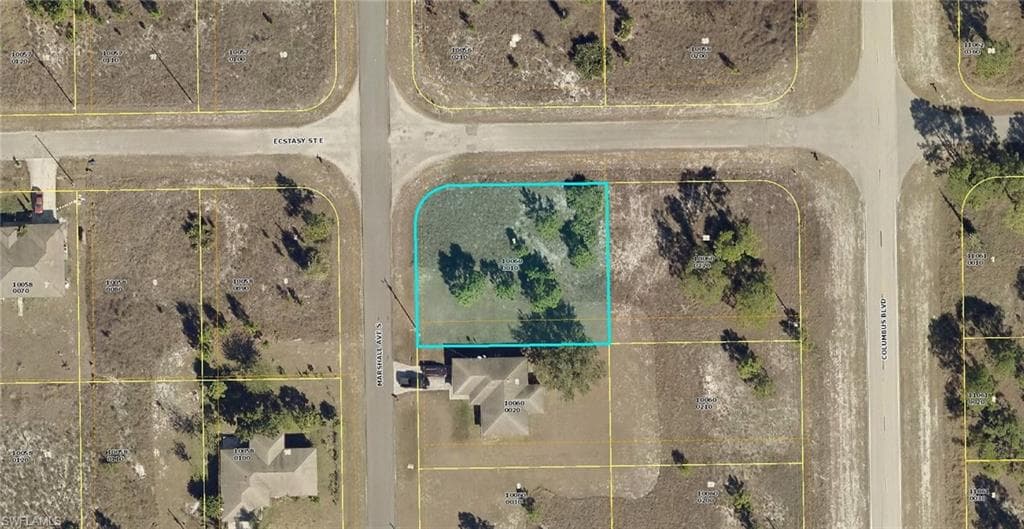 1015 Marshall AVE S LEHIGH ACRES, FL 33974