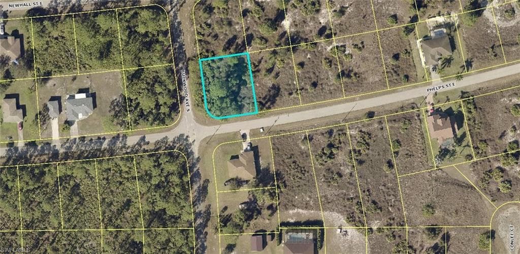 733 Phelps ST E LEHIGH ACRES, FL 33974