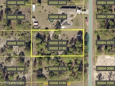 1211 Calvin AVE LEHIGH ACRES, FL 33972