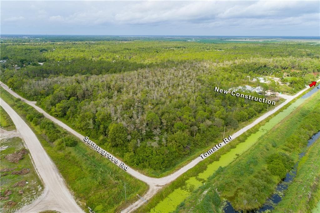 11075 Tomato RD NAPLES, FL 34114