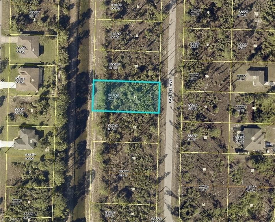1020 Fayette AVE LEHIGH ACRES, FL 33974