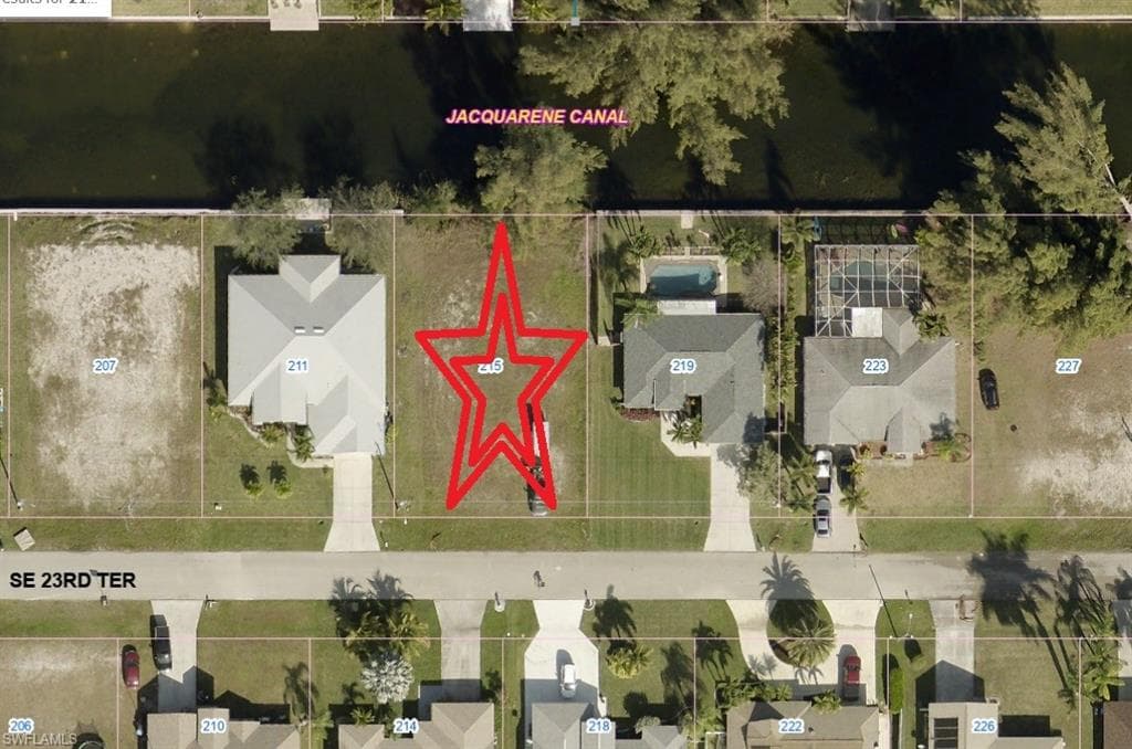 215 SE 23rd TER CAPE CORAL, FL 33990