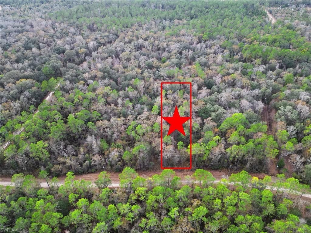 NE Chervil DR LEE, FL 32059