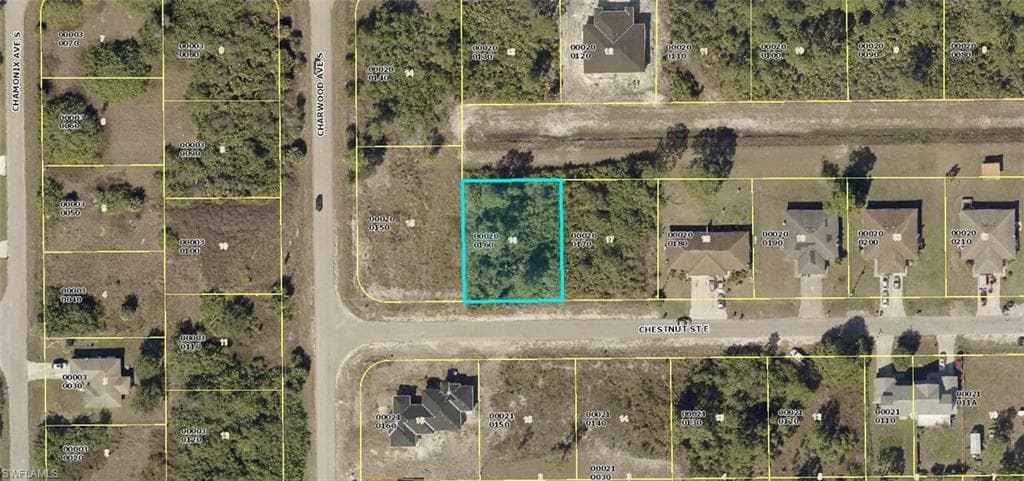 657-659 Chestnut ST E LEHIGH ACRES, FL 33974