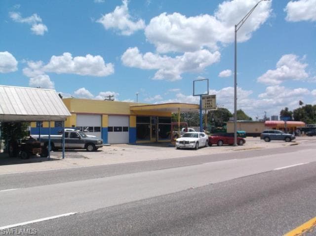 1100 N Tamiami TRL NORTH FORT MYERS, FL 33903