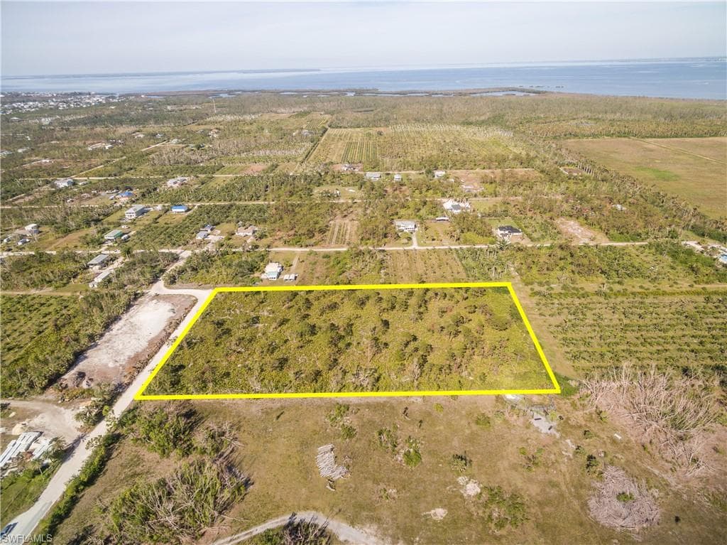 14974 Harbor DR BOKEELIA, FL 33922
