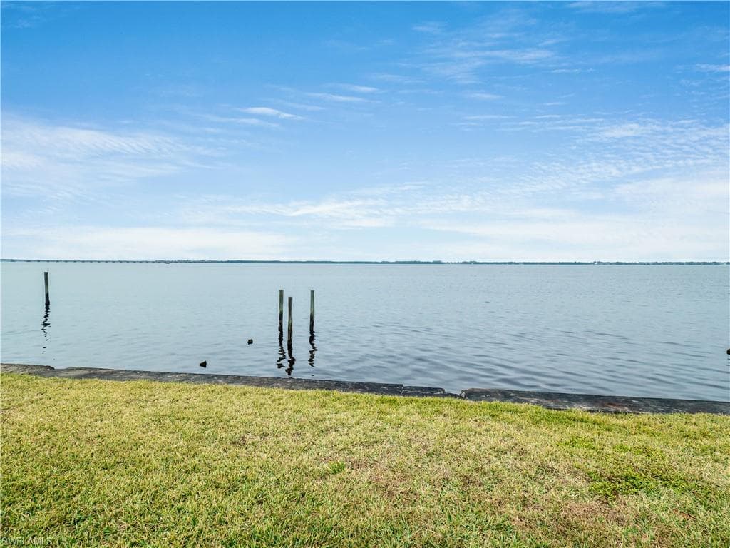 3508 Stuart CT FORT MYERS, FL 33901