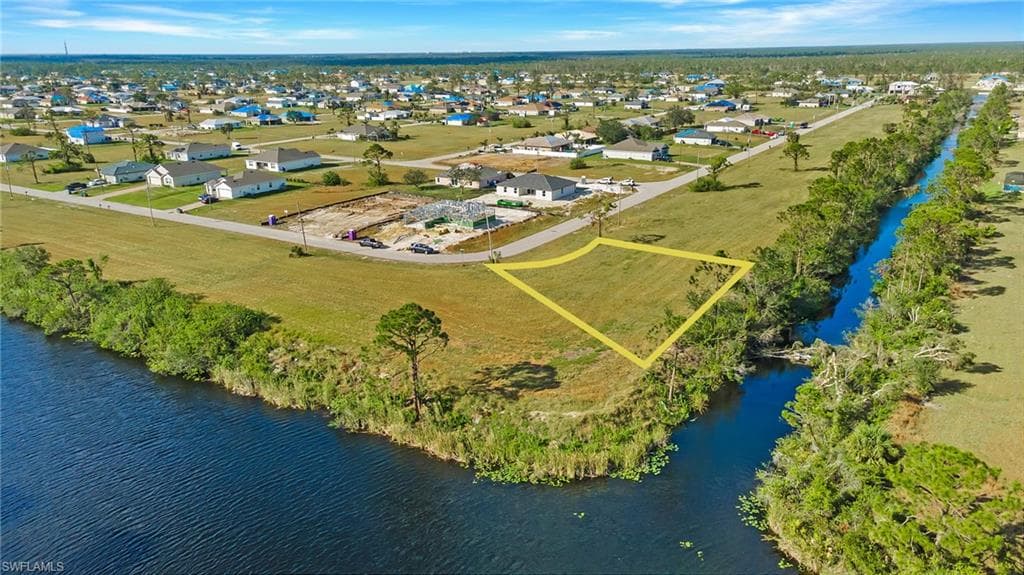 2703 NW 18th AVE CAPE CORAL, FL 33993