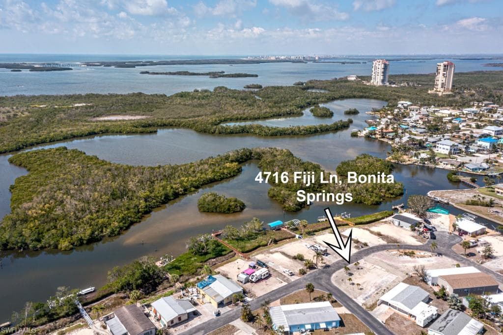 4716 Fiji LN BONITA SPRINGS, FL 34134