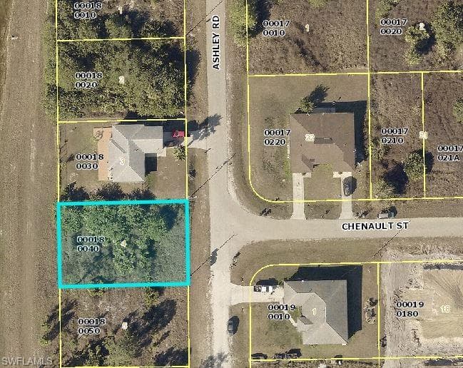 808 Ashley RD LEHIGH ACRES, FL 33974