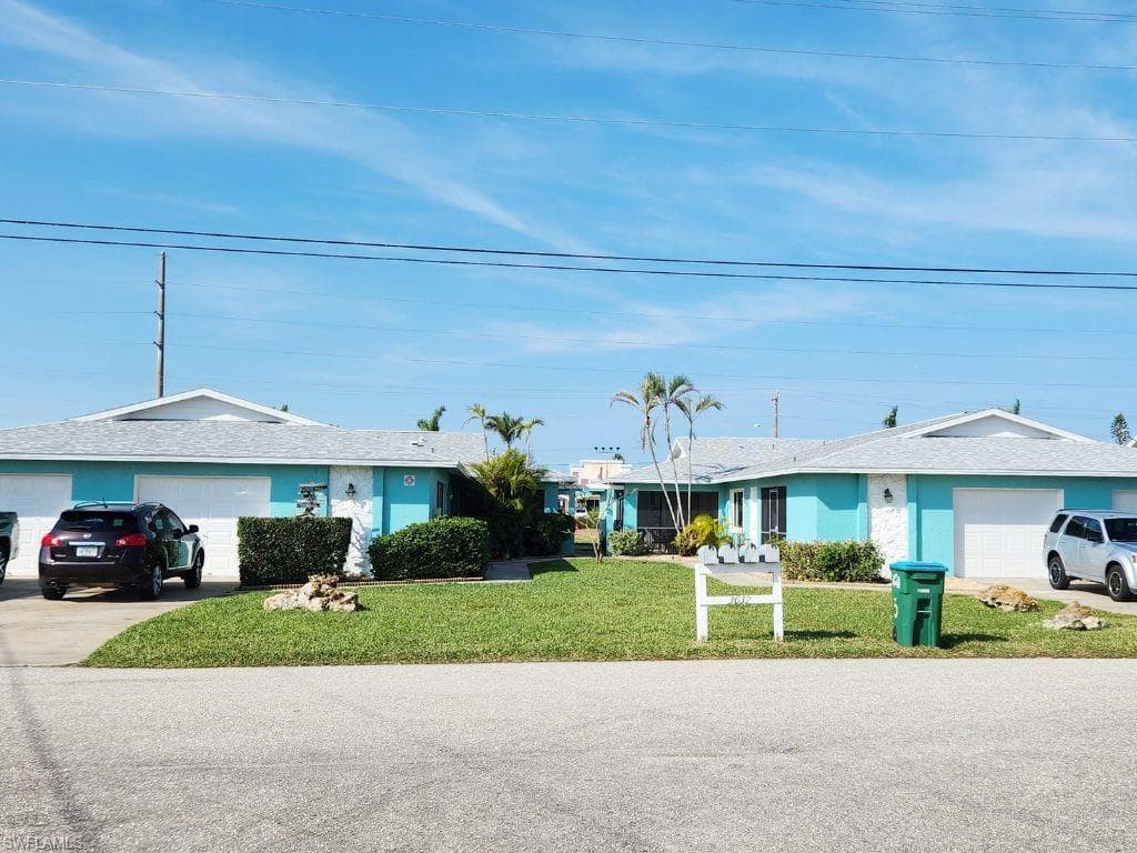 3032 SE Santa Barbara PL 1-4 CAPE CORAL, FL 33904