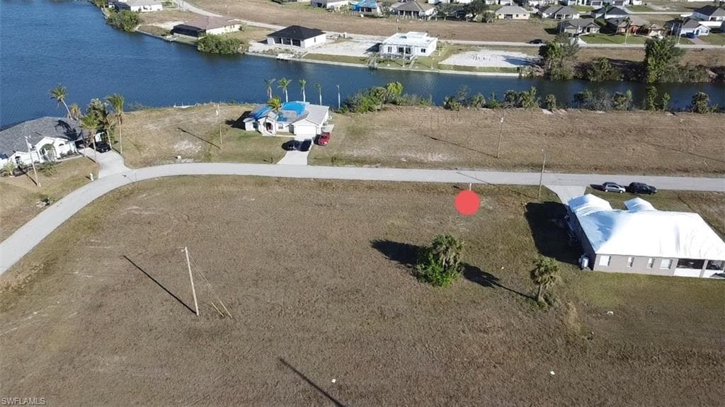 1718 NW 8th TER CAPE CORAL, FL 33993