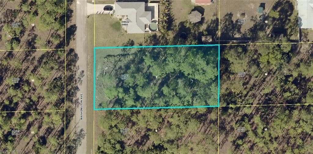 1310 Washington AVE LEHIGH ACRES, FL 33972