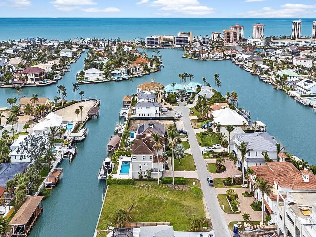 406 Seabee AVE NAPLES, FL 34108