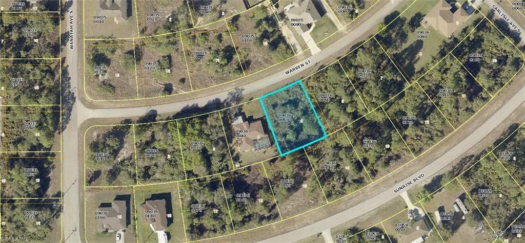 832 Warren ST E LEHIGH ACRES, FL 33974