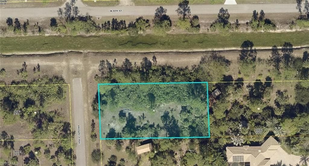 720 Prospect AVE LEHIGH ACRES, FL 33972