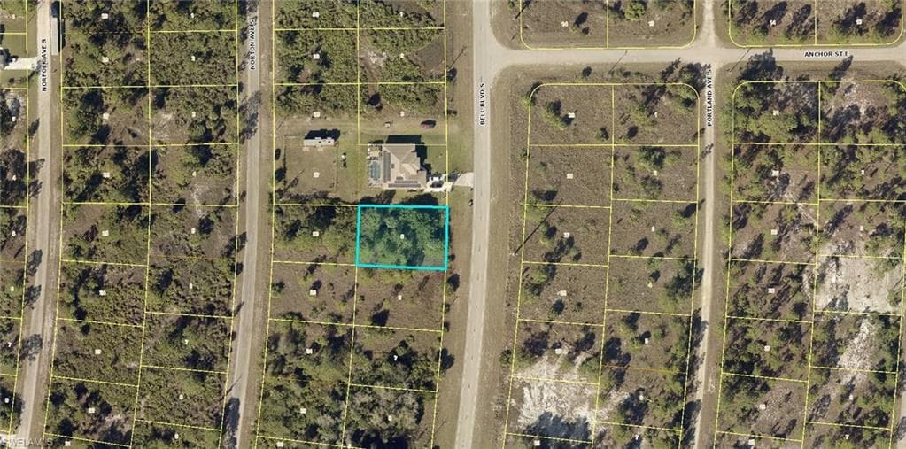1040 Bell BLVD S LEHIGH ACRES, FL 33974