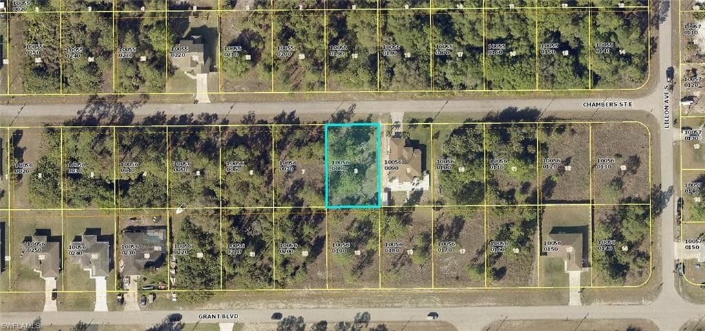 754 Chambers ST E LEHIGH ACRES, FL 33974