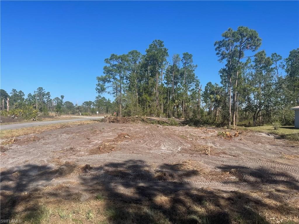 1131 Eclipse ST E LEHIGH ACRES, FL 33974