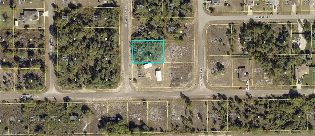 917 Maywood AVE S LEHIGH ACRES, FL 33974