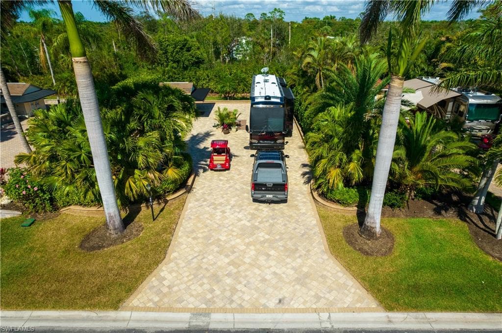 4810 Southern Breeze DR NAPLES, FL 34114