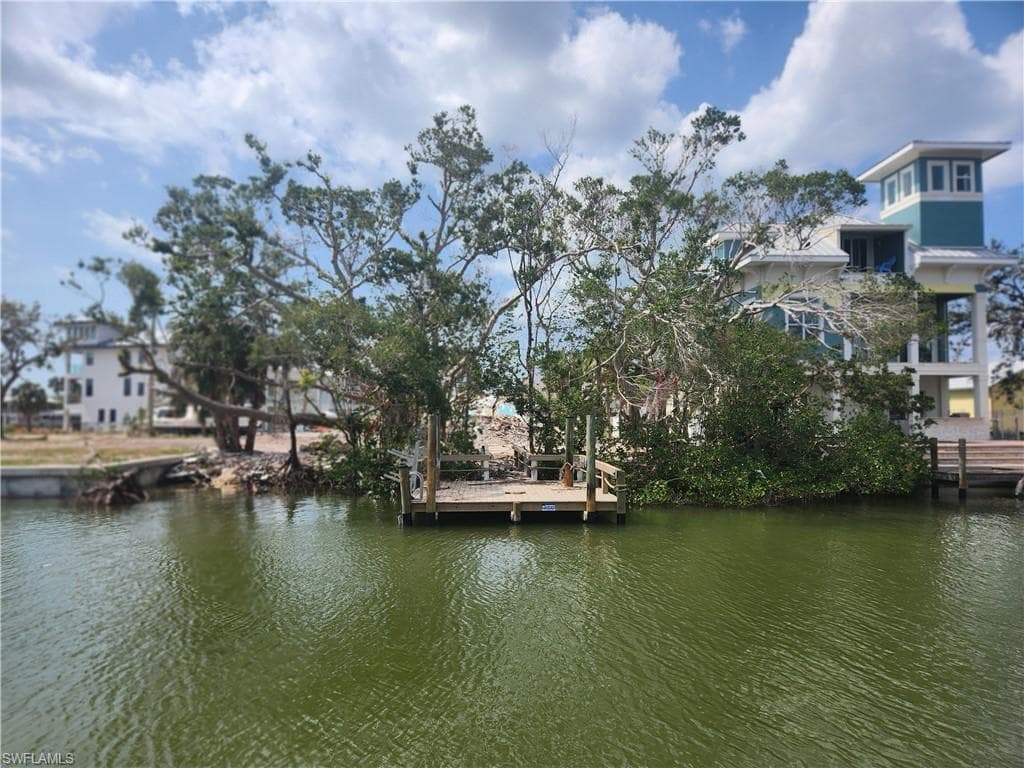 463 Palermo CIR FORT MYERS BEACH, FL 33931