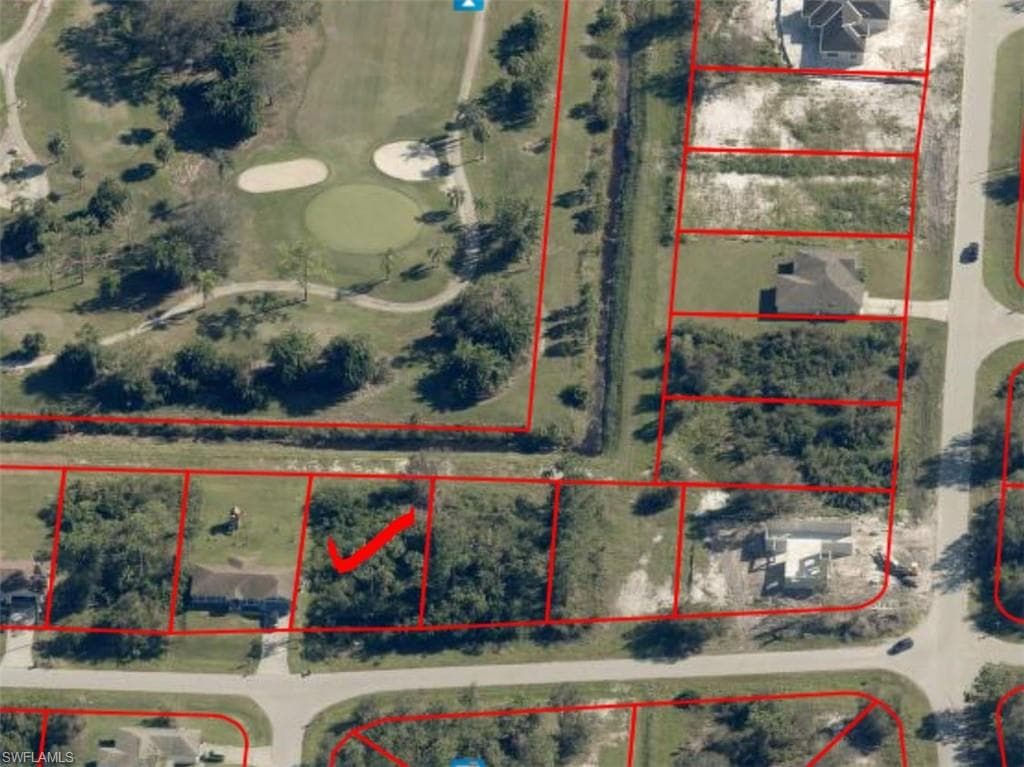 460 Redwing ST LEHIGH ACRES, FL 33974