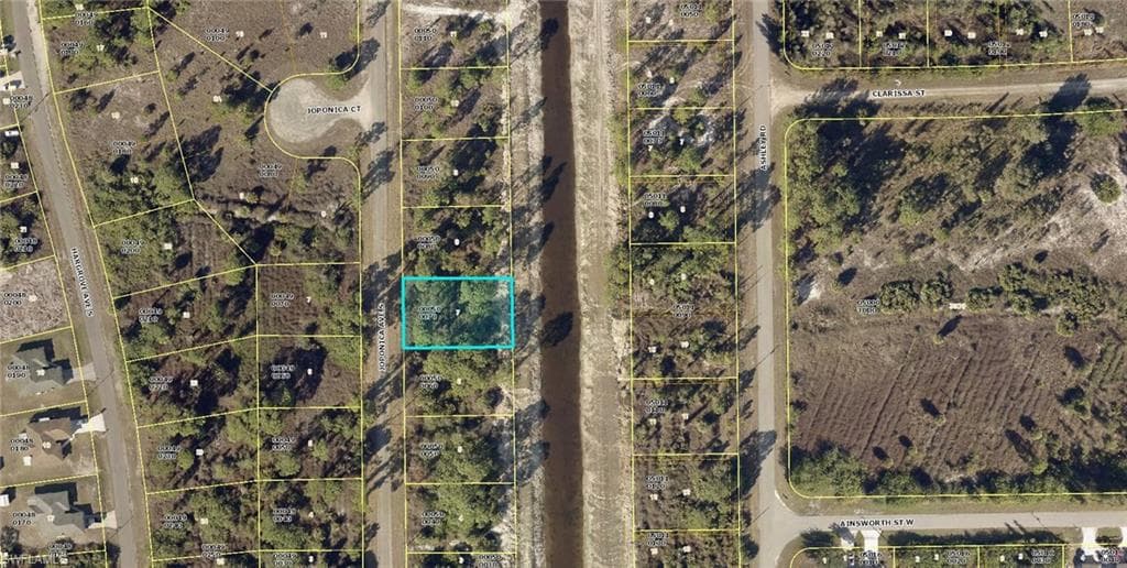 757 JOPONICA AVE S LEHIGH ACRES, FL 33974