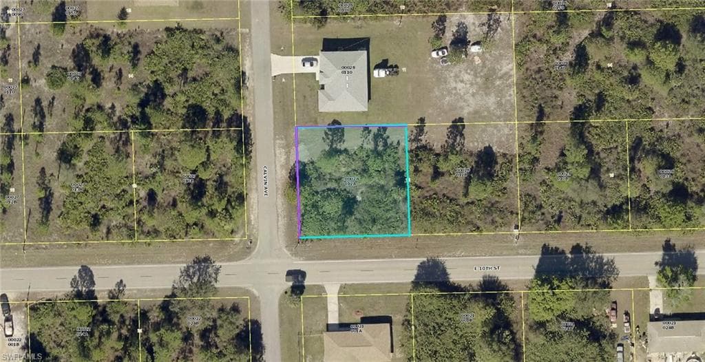 301 E 10th ST LEHIGH ACRES, FL 33972