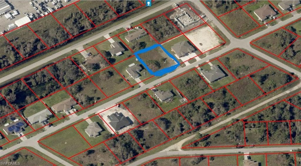 2321/2323 Daniel AVE N LEHIGH ACRES, FL 33971